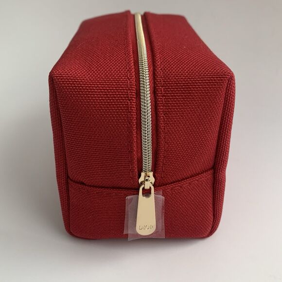 DIOR Beauty Red Cosmetic Makeup Toiletry Bag Pouch with Gold Zipper NIB - Picture 6 of 15